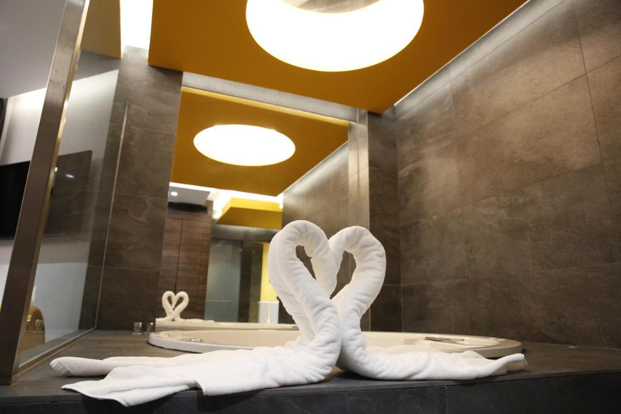 Hotel Luve San Antonio de Benagéber Esterno foto